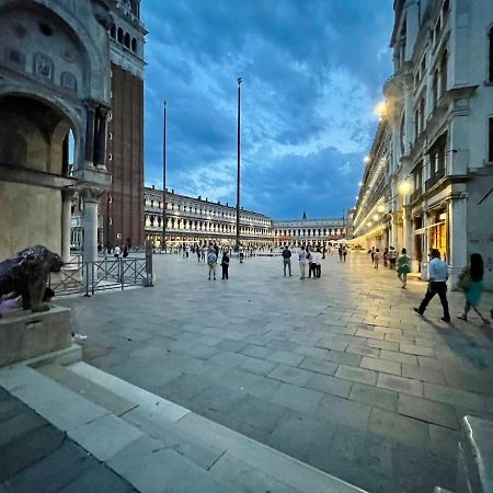 San Marco Luxury Apartments Steps From St Marks ヴェネツィア エクステリア 写真