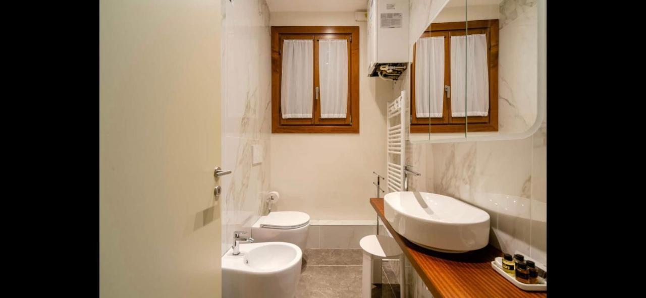 San Marco Luxury Apartments Steps From St Marks ヴェネツィア エクステリア 写真